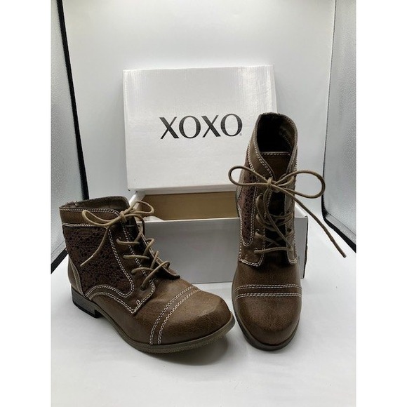 XOXO Women's "Brave" Brown Lace Up Ankle Boots Combat Size 7 NEW IN THE BOX - Picture 1 of 9